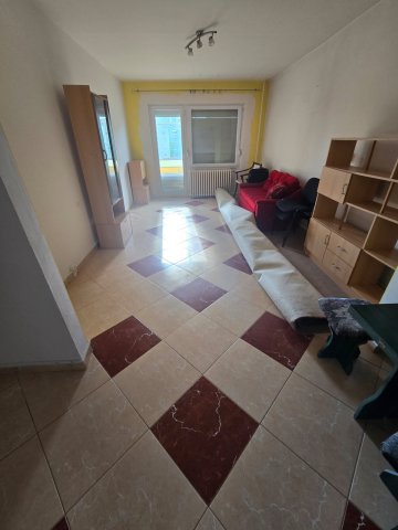 Eladó panellakás, Szegeden, Hont Ferenc utcában 46.9 M Ft