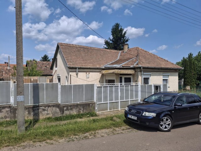 Eladó családi ház, Mátraderecskén 16 M Ft, 2+1 szobás
