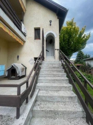 Eladó családi ház, Budapesten, IV. kerületben 129.5 M Ft