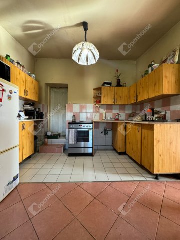 Eladó családi ház, Ácson 31 M Ft, 4 szobás