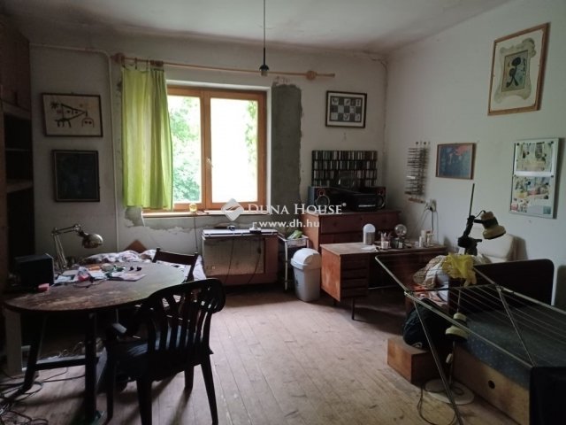 Eladó ikerház, Szentendrén 65 M Ft, 2 szobás