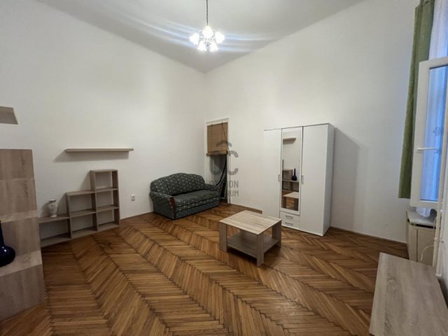 Eladó téglalakás, Budapesten, V. kerületben 86 M Ft, 2 szobás
