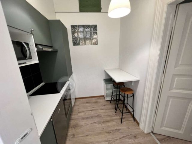 Kiadó téglalakás, albérlet, VII. kerületben, Dob utcában