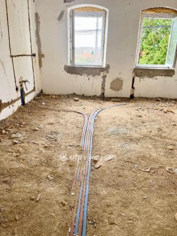 Eladó családi ház, Szederkényen 16.9 M Ft, 2 szobás