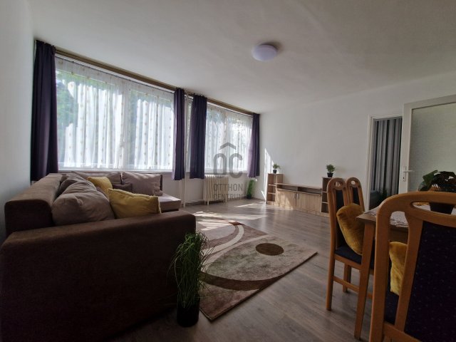 Kiadó téglalakás, albérlet, Salgótarjánban 119 E Ft / hó