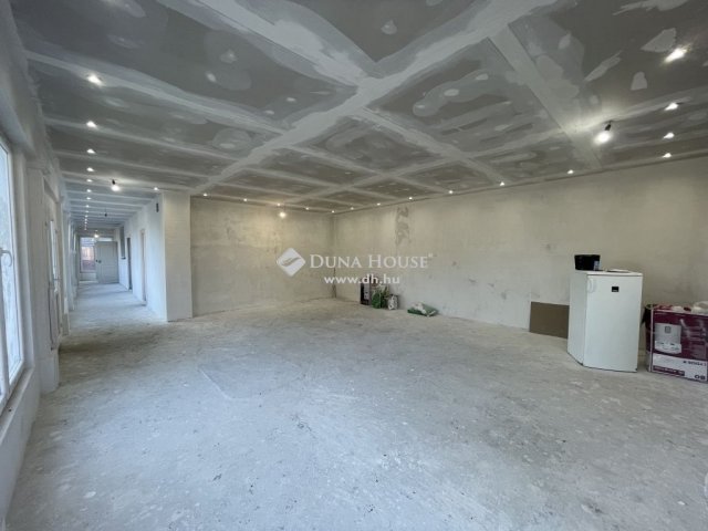 Eladó családi ház, Pilisen 44.99 M Ft, 4 szobás