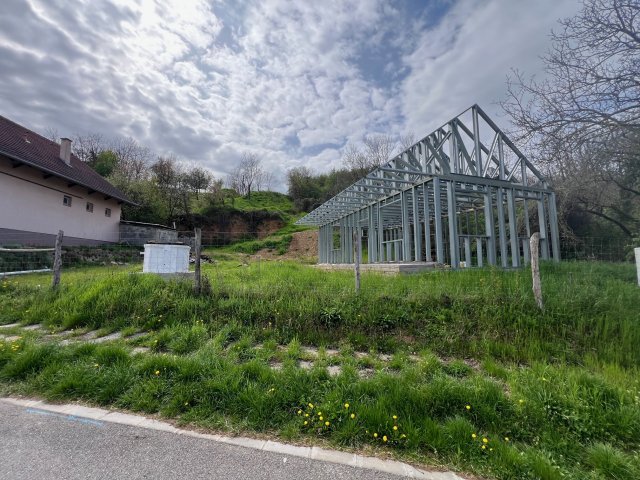 Eladó családi ház, Gyódon 14.9 M Ft, 2 szobás