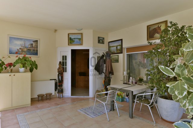 Eladó családi ház, Szigetszentmiklóson 147.9 M Ft, 4 szobás