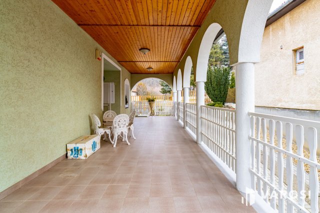 Eladó családi ház, Pilisborosjenőn 119.99 M Ft, 4 szobás