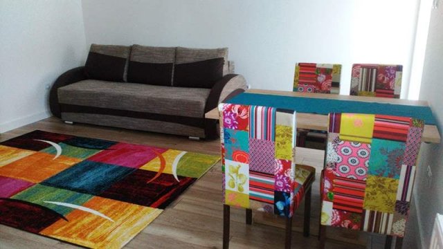 Kiadó téglalakás, albérlet, Pécsett 210 E Ft / hó, 2 szobás