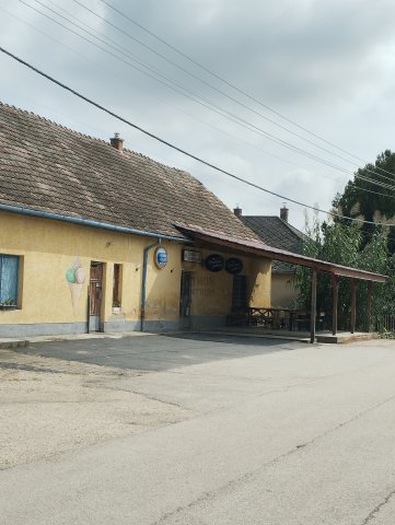 Eladó üzlethelyiség, Karádon 24 M Ft / költözzbe.hu