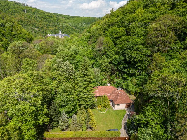 Eladó családi ház, Miskolcon 175 M Ft, 3 szobás