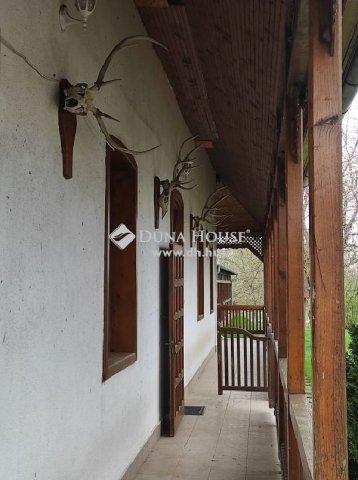 Eladó családi ház, Kemencén 230 M Ft, 3 szobás