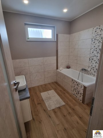 Eladó ikerház, Budapesten, XVIII. kerületben 150 M Ft, 3 szobás