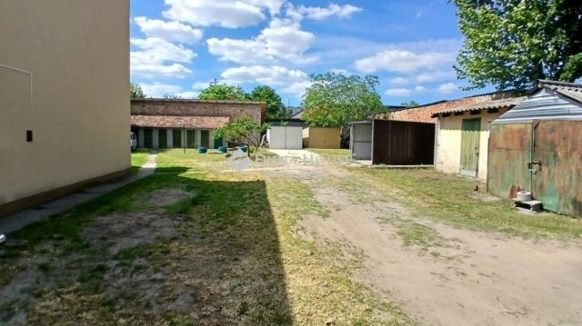 Eladó téglalakás, Kecskeméten 29.8 M Ft, 1 szobás