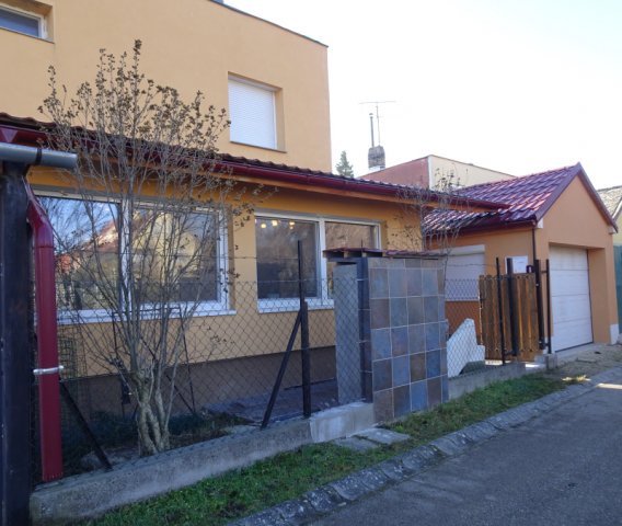 Eladó sorház, Balatonfüreden 144.9 M Ft, 5 szobás