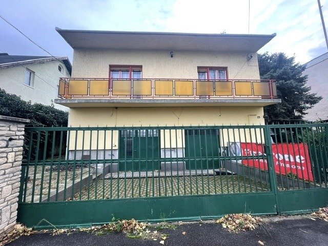 Eladó családi ház, Budapesten, XIV. kerületben 149 M Ft