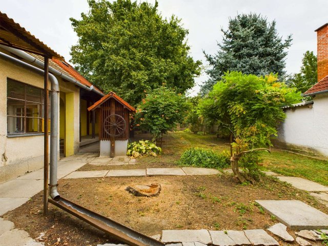 Eladó családi ház, Siklóson, Vértanúk utcában 55 M Ft