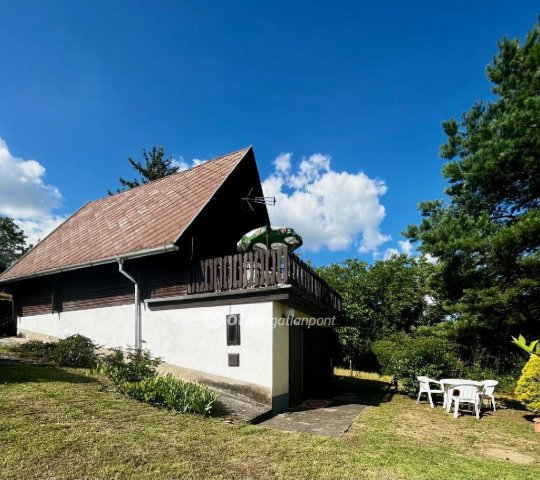 Eladó nyaraló, Dunaszekcsőn 19.5 M Ft, 1+3 szobás