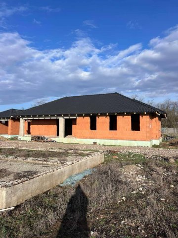 Eladó családi ház, Felsőzsolcán 35 M Ft, 4 szobás