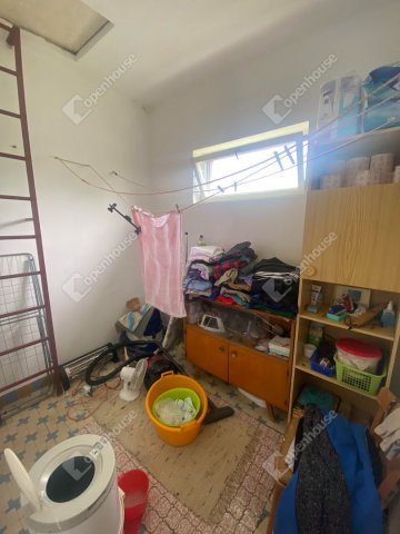 Eladó családi ház, Csornán 49 M Ft, 4 szobás