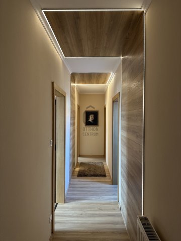 Eladó ikerház, Gödöllőn 159.9 M Ft, 4 szobás