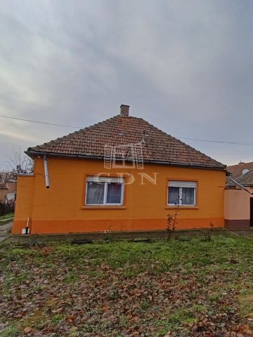 Eladó családi ház, Felsőszentivánon 11.29 M Ft, 3 szobás