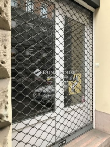 Kiadó üzlethelyiség, Budapesten, VI. kerületben 450 E Ft / hó