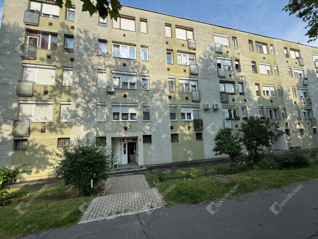Eladó téglalakás, Zalaegerszegen 22.9 M Ft, 2 szobás