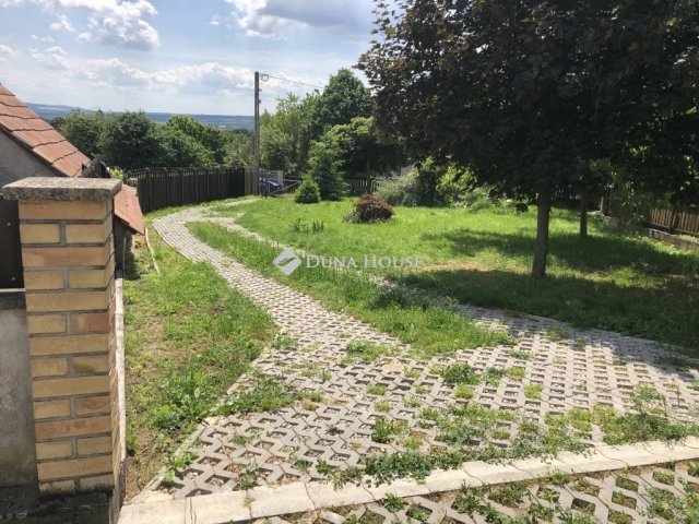 Eladó családi ház, Csókakőn 150 M Ft, 4 szobás