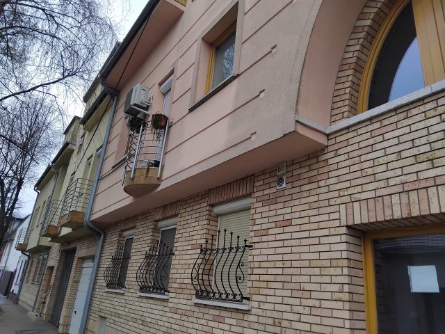 Kiadó téglalakás, albérlet, Kecskeméten 250 E Ft / hó