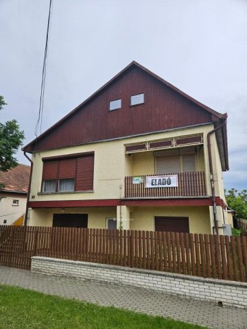 Eladó családi ház, Zagyvarékason 35.99 M Ft, 5 szobás