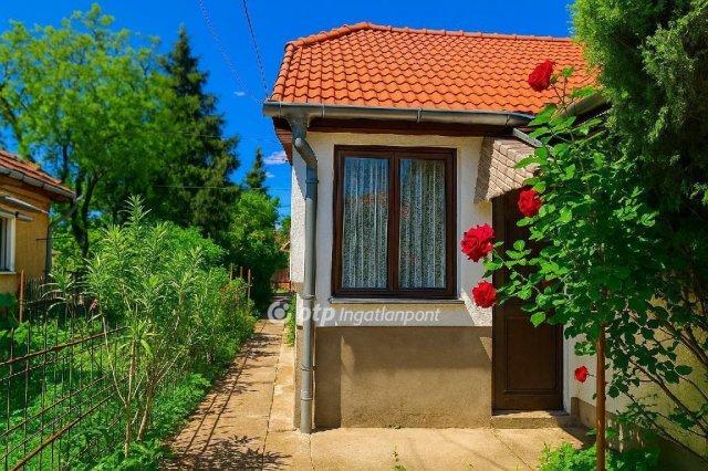 Eladó családi ház, Budapesten, XX. kerületben 49.5 M Ft