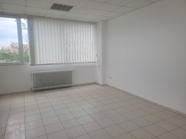 Kiadó iroda, Győrött 87 E Ft / hó, 1 szobás