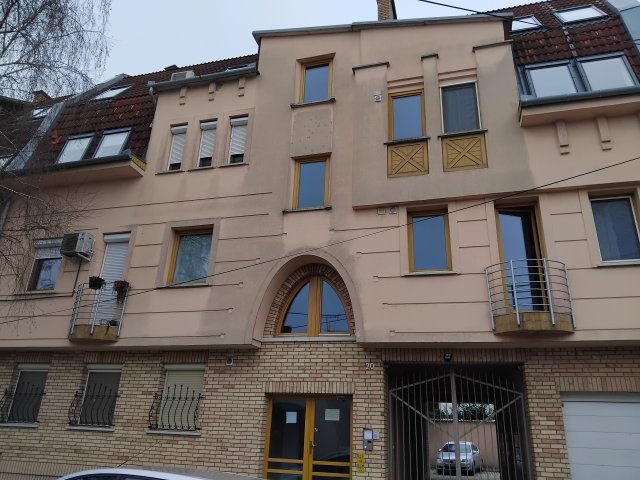 Kiadó téglalakás, albérlet, Kecskeméten 250 E Ft / hó