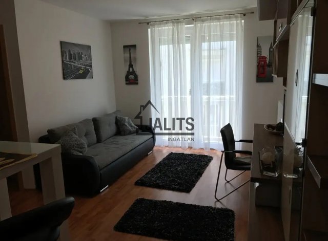 Kiadó téglalakás, albérlet, Budapesten, VIII. kerületben