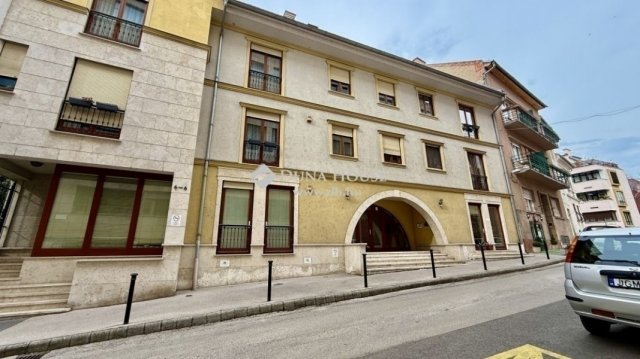 Eladó téglalakás, Budapesten, I. kerületben 184.9 M Ft, 3 szobás