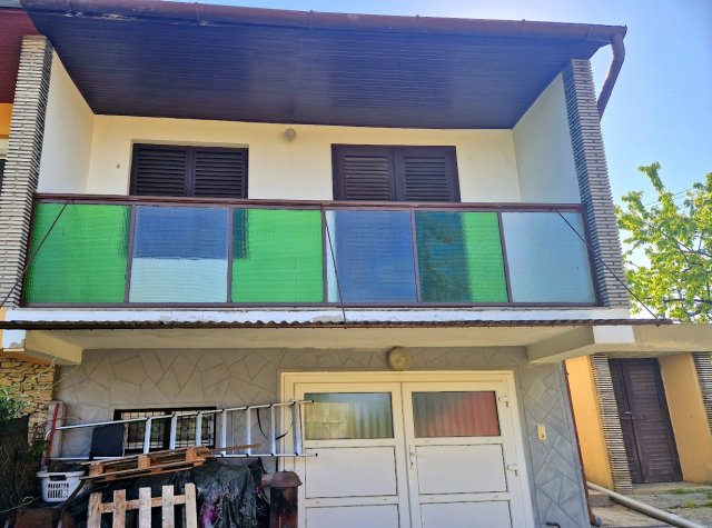Eladó ikerház, Keszthelyen 49 M Ft, 1 szobás