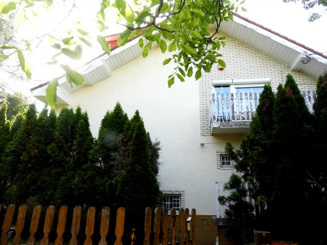 Eladó családi ház, Nagykovácsiban 170 M Ft, 5 szobás