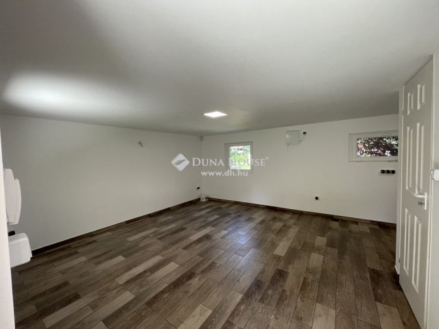 Eladó nyaraló, Ráckevén 25.9 M Ft, 1 szobás