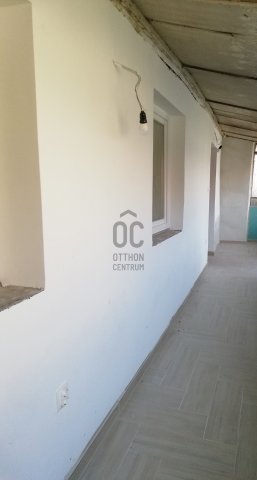 Eladó családi ház, Bakonyán 16.7 M Ft, 2 szobás