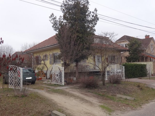 Eladó családi ház, Tiszakécskén, Bajza utcában 52.5 M Ft