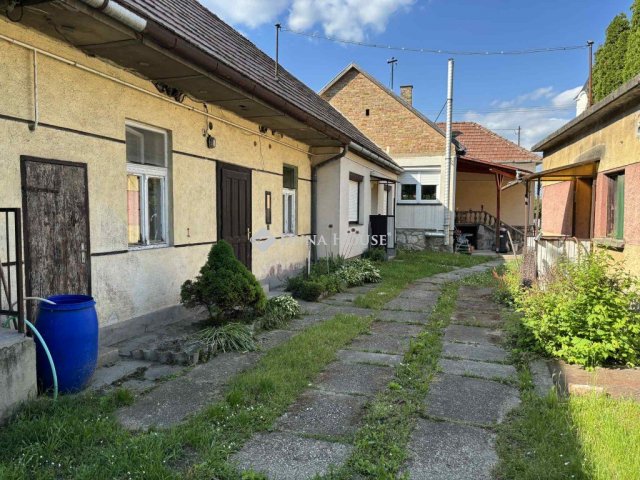 Eladó családi ház, Tokodon 74.9 M Ft, 7 szobás