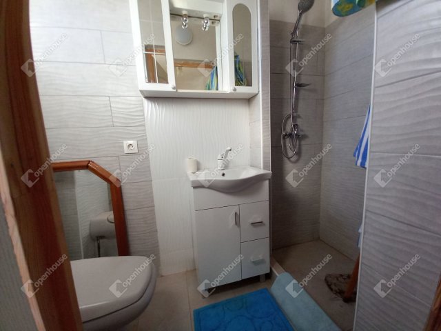 Eladó családi ház, Cserkeszőlőn 60.9 M Ft, 4 szobás