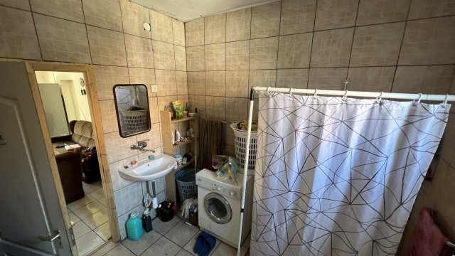 Eladó családi ház, Nagykőrösön 35.99 M Ft, 7 szobás