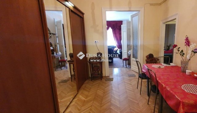 Eladó téglalakás, Budapesten, XIV. kerületben 99 M Ft, 4 szobás