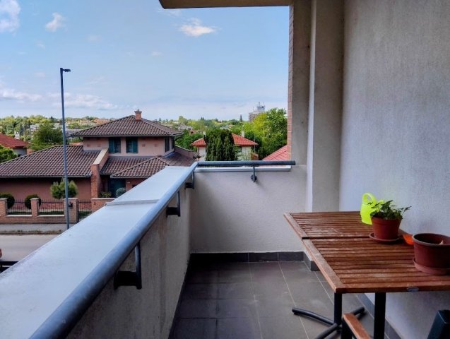 Eladó téglalakás, Veszprémben 84.9 M Ft, 2+1 szobás