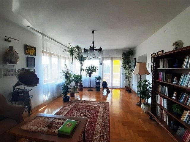 Eladó téglalakás, Budapesten, XVI. kerületben 138 M Ft, 4 szobás