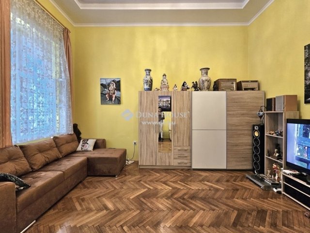 Eladó téglalakás, Budapesten, VIII. kerületben 61 M Ft, 2 szobás