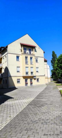 Eladó téglalakás, Debrecenben, Szoboszlói úton 54.9 M Ft